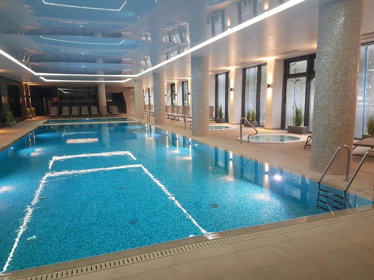 Apartament Baltyk Nadmorskie Tarasy Z Parkingiem Kołobrzeg Exterior foto